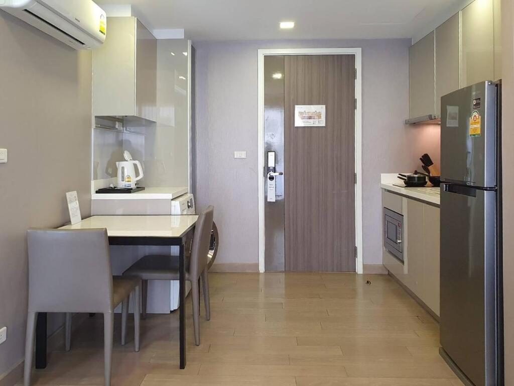 Dazzle Residence Bangkok Zewnętrze zdjęcie